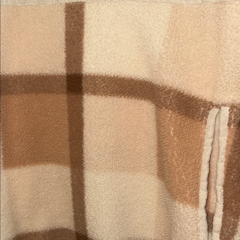 Pink Lily Plaid Turtleneck Pullover - Picture 2 of 4